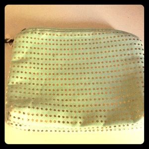 Makeup bag